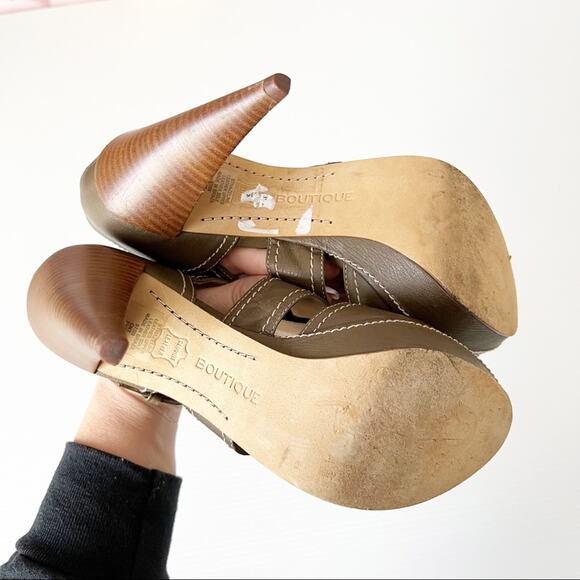 Boutique 9 Platform Leather Strappy Buckle Open Toe Chunky Heels 7.5 - Picture 4 of 10